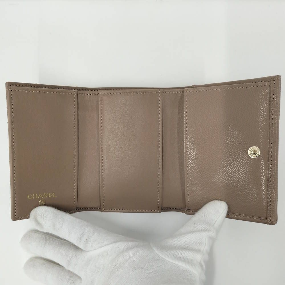 Chanel Classic Small Flap Compact Wallet Caviar Leather — view 3
