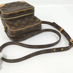 Louis Vuitton Amazon Shoulder Bag Monogram — view 8