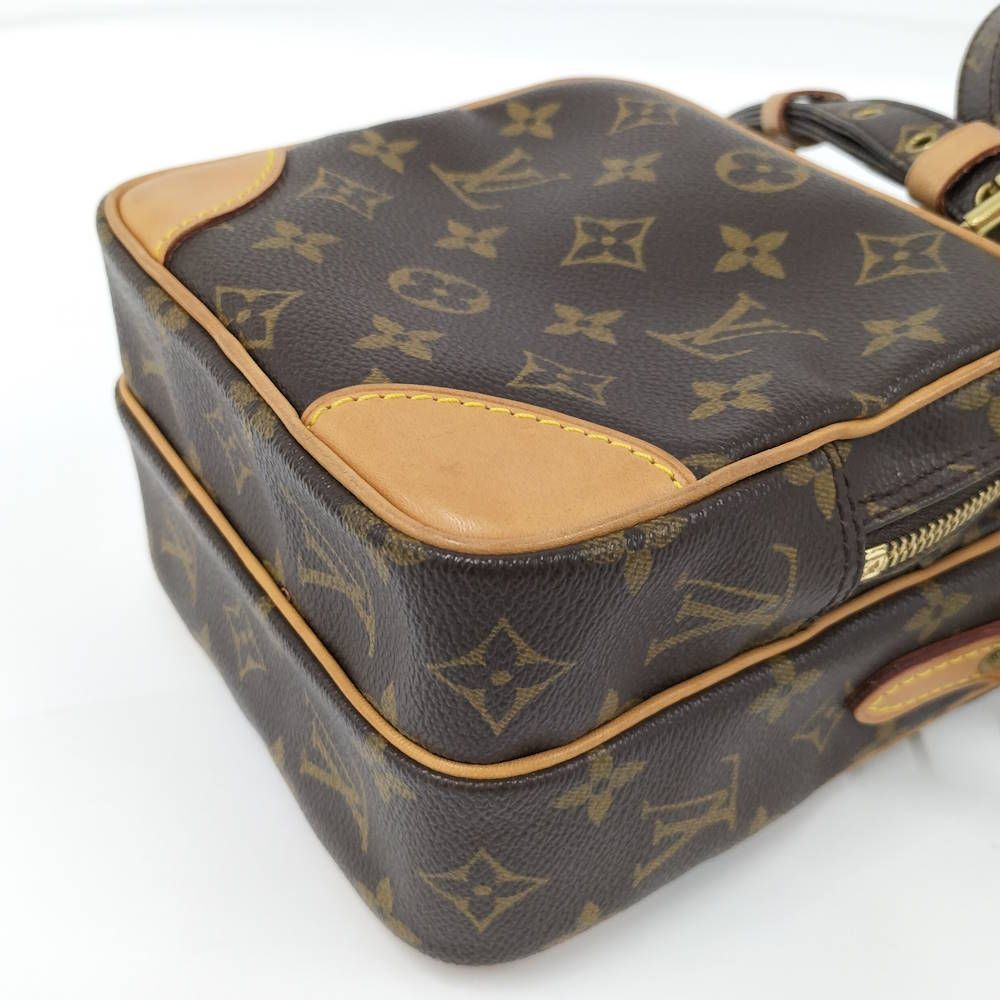 Louis Vuitton Amazon Shoulder Bag Monogram — view 5