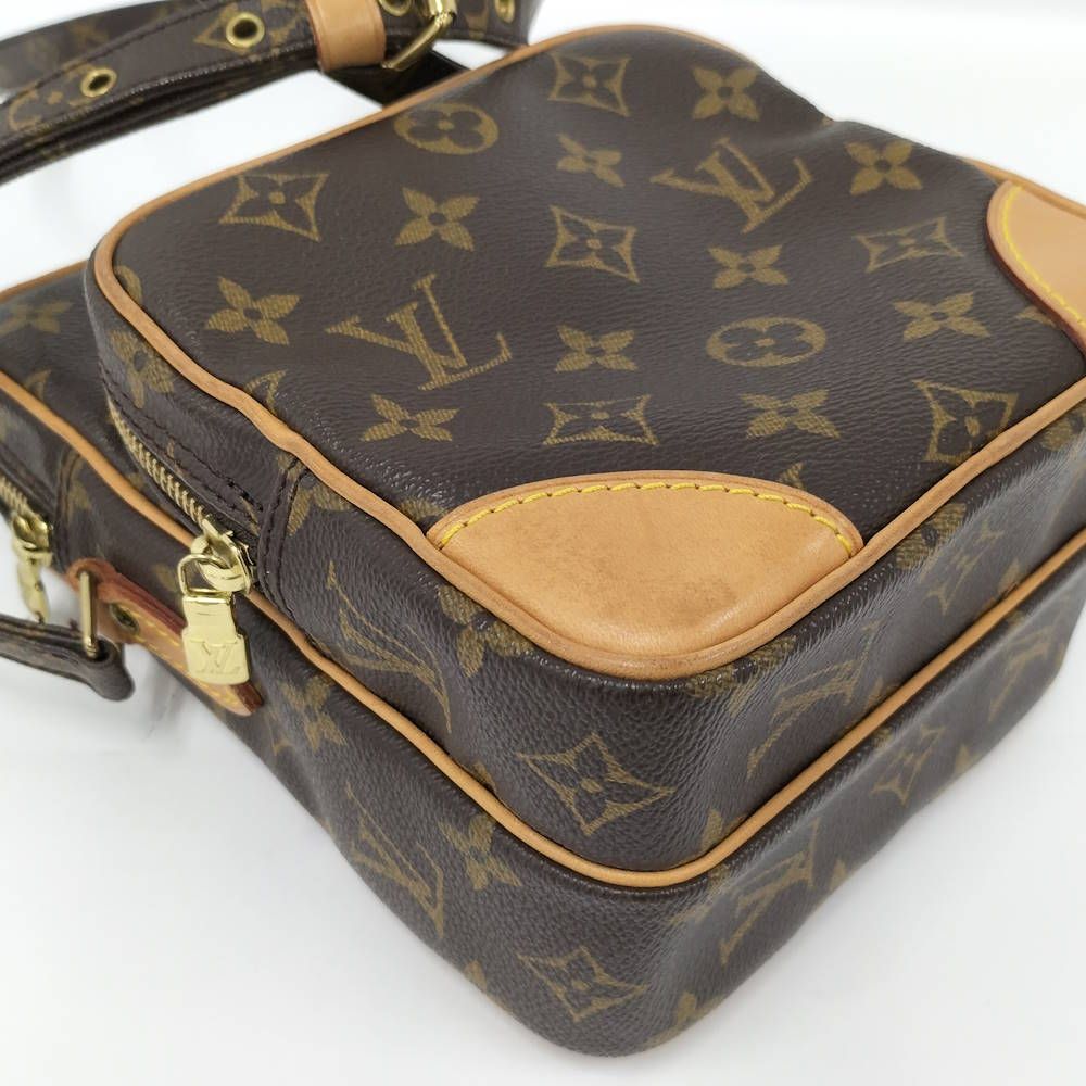 Louis Vuitton Amazon Shoulder Bag Monogram — view 3