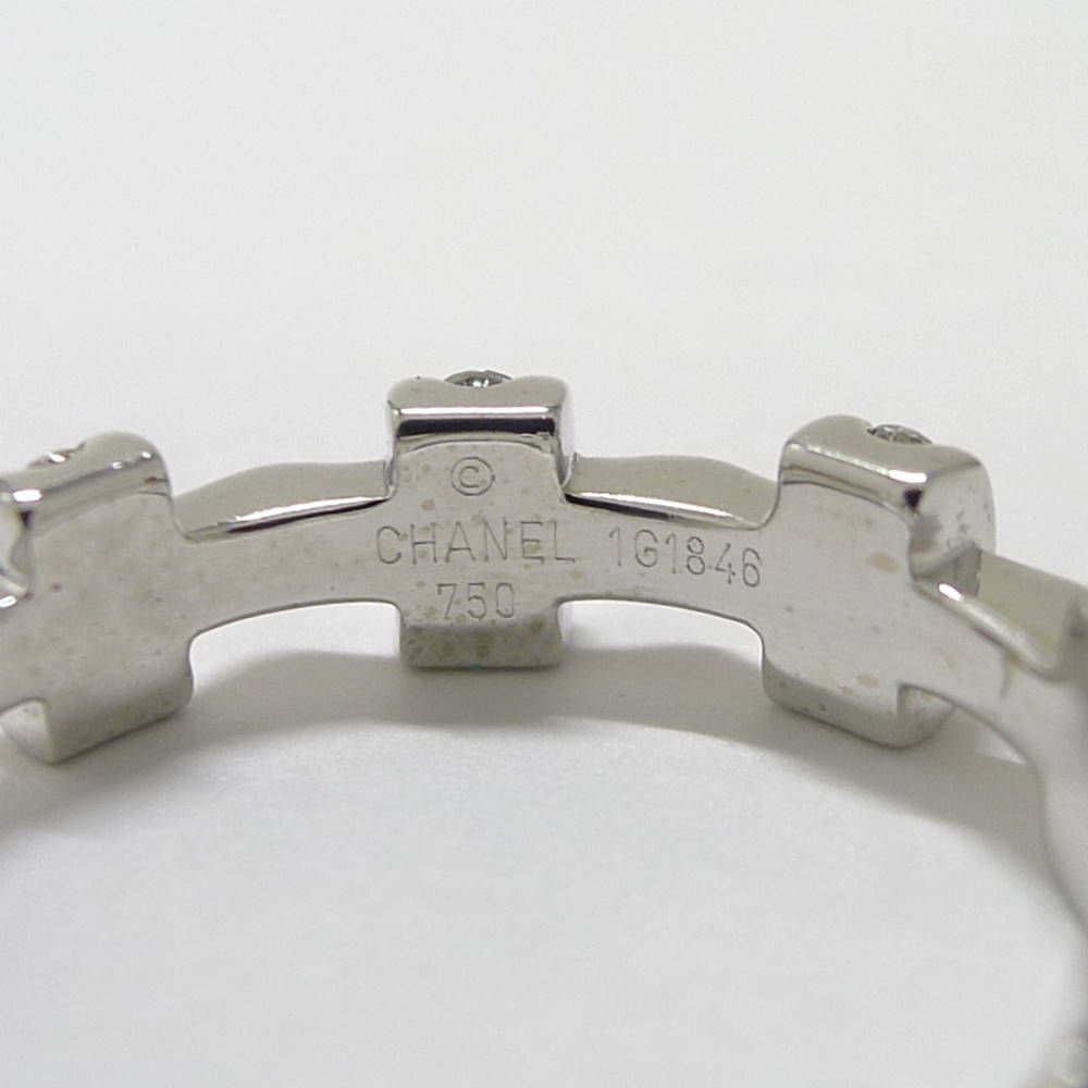 Chanel Quilted Ring White Gold Diamond — view 5