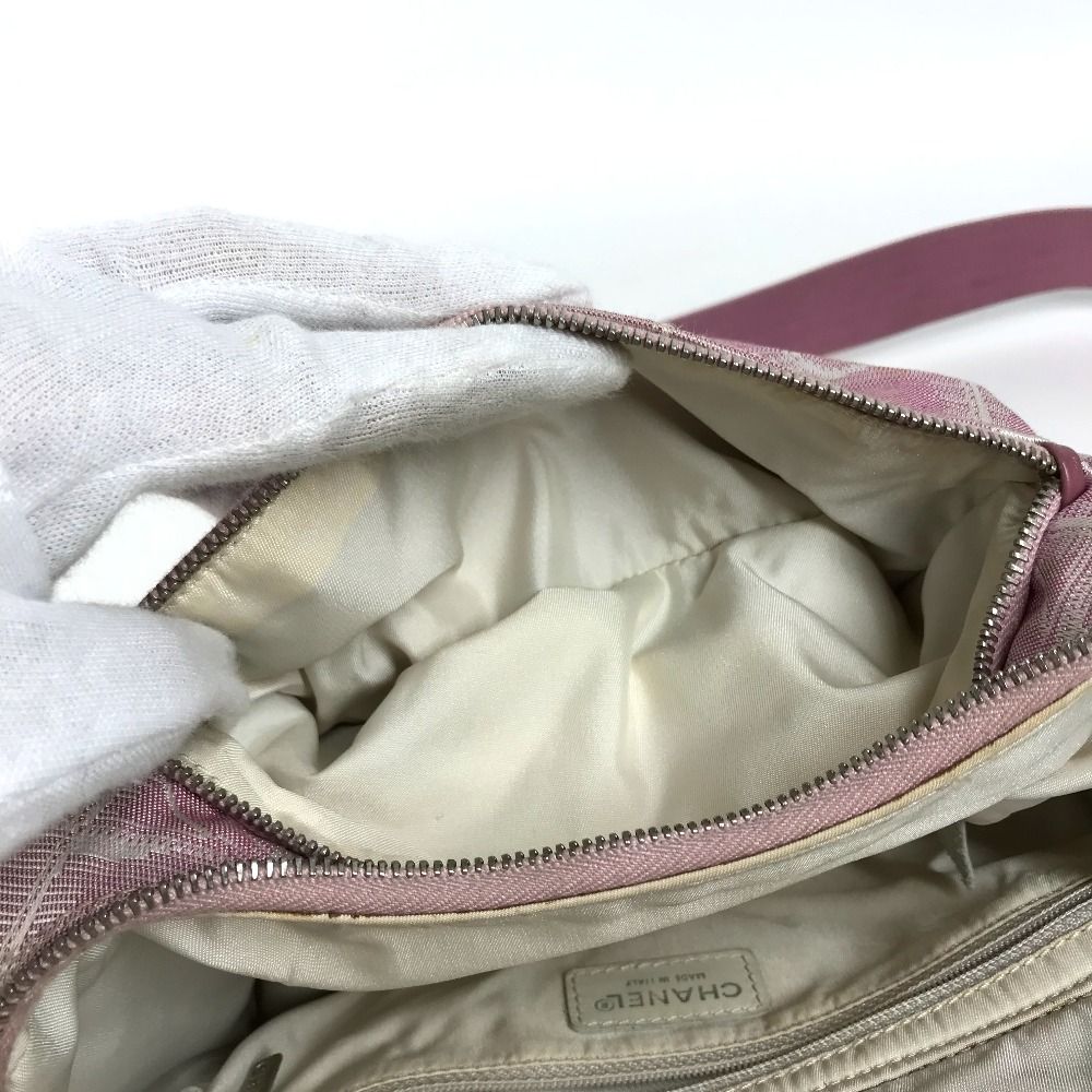 Chanel Shoulder Bag CC Logo CC Nylon Canvas Pink — view 6