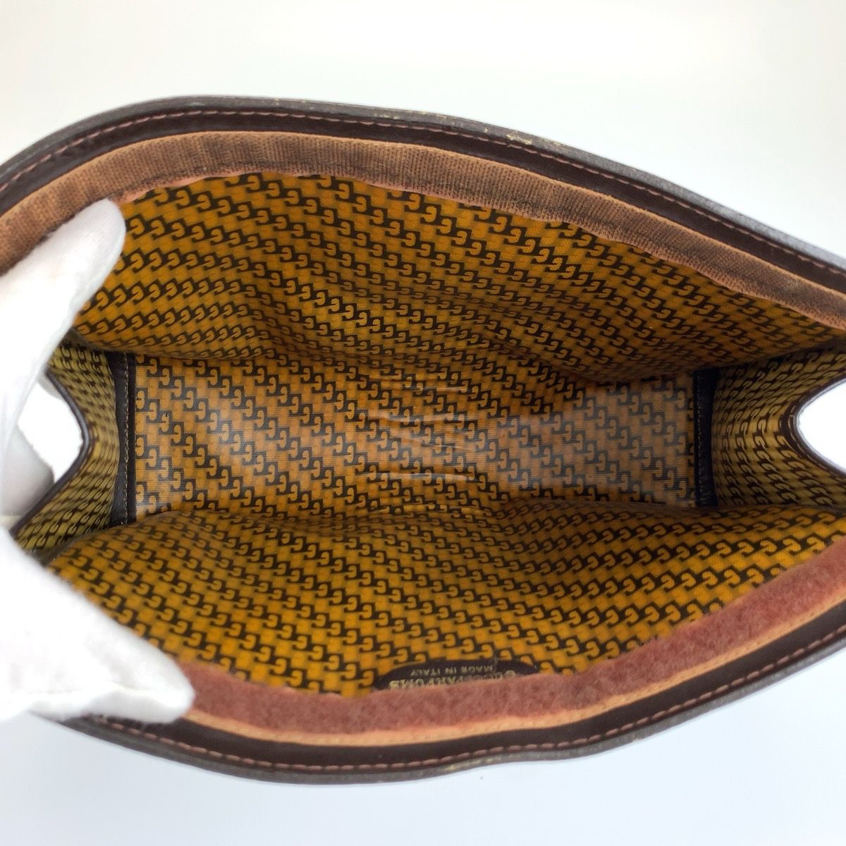 Gucci Vintage Sherry Line Brown Suede Leather Clutch — view 7