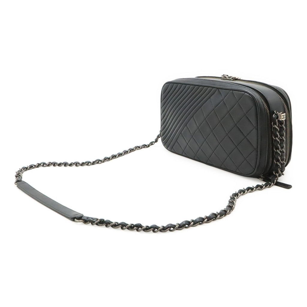 Chanel Boy Camera Bag Chain Pochette Quilted Leather Black — view 2