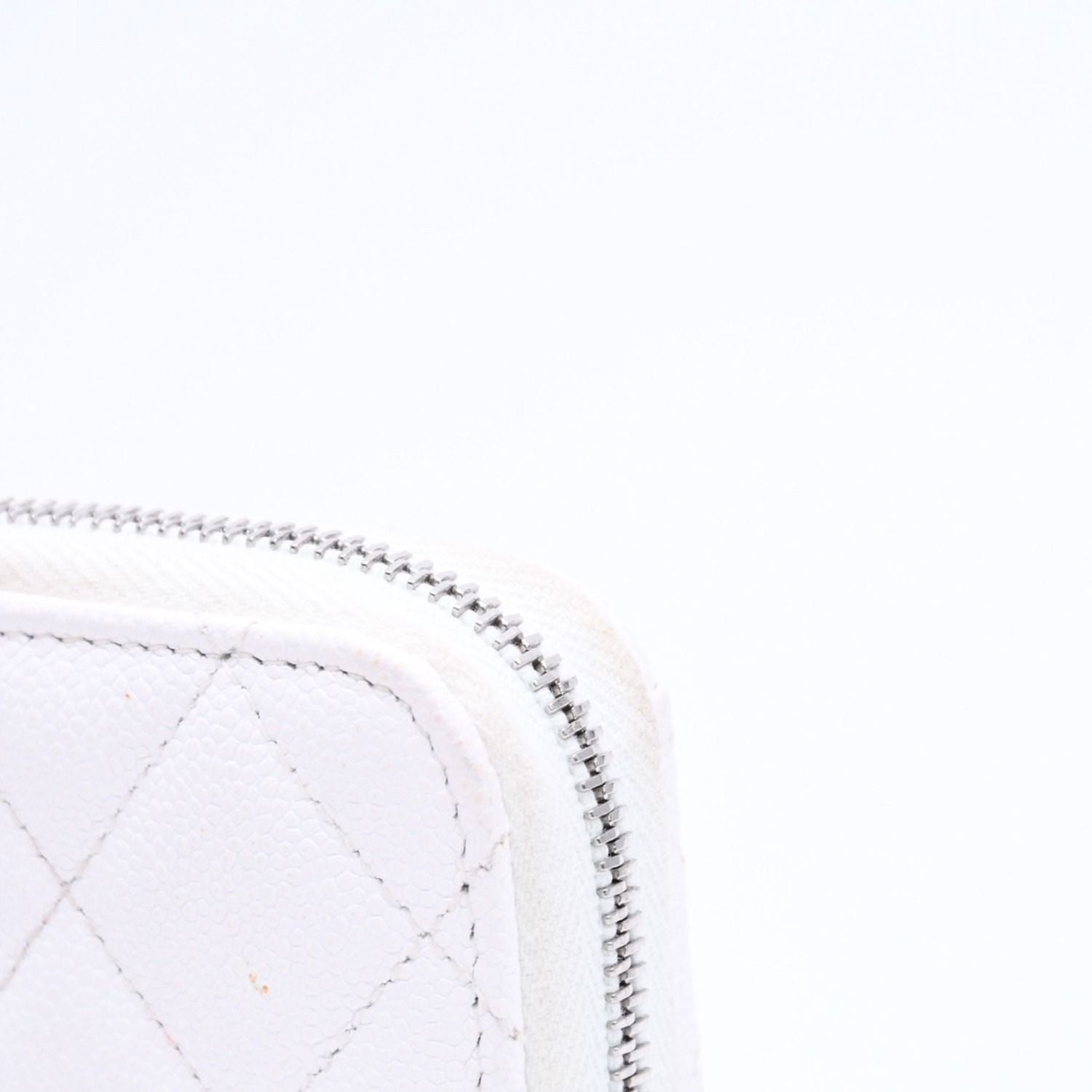 Chanel Classic Coin Purse Stand CC Logo Caviar Leather White Silver — view 4
