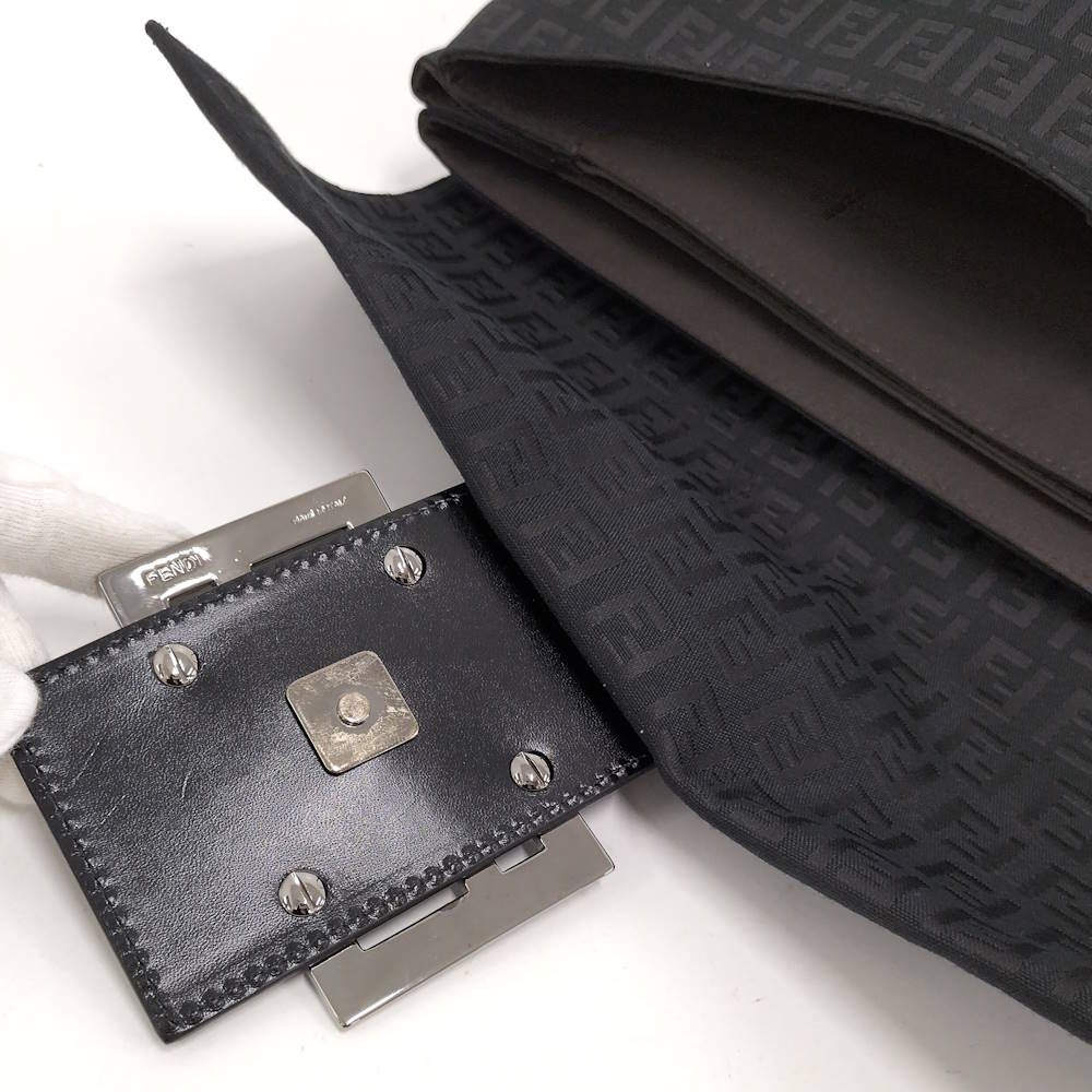 Fendi Shoulder Bag Canvas Black — view 7