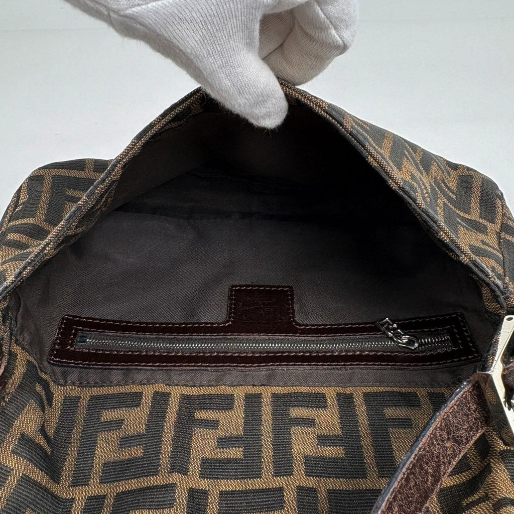 Fendi Shoulder Bag Zucca Pattern Mamma Baguette Canvas Brown — view 7