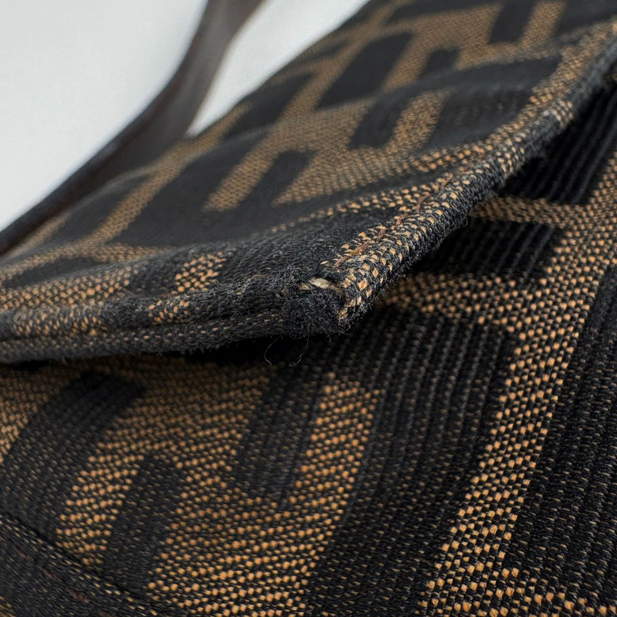 Fendi Shoulder Bag Zucca Pattern Mamma Baguette Canvas Brown — view 5