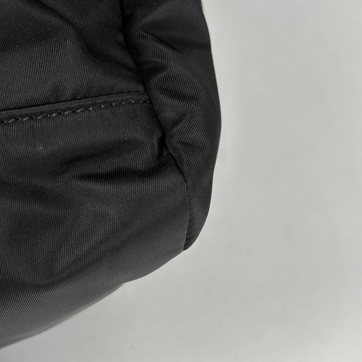 Prada Shoulder Bag Messenger Nylon Nero — view 3
