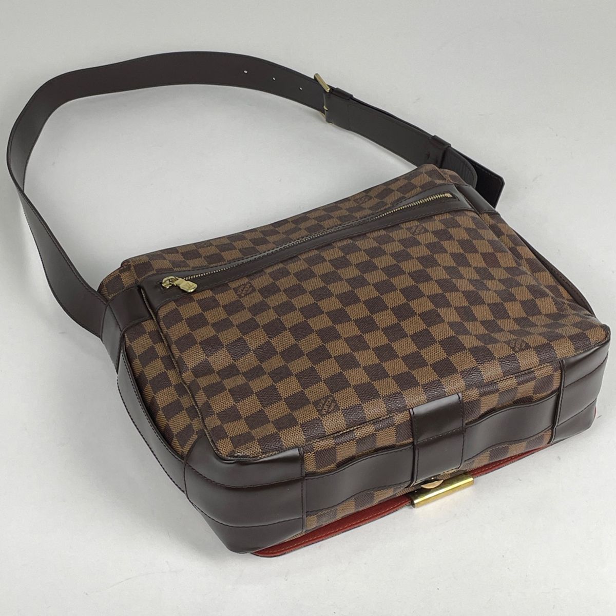 Louis Vuitton Bastille Shoulder Bag Damier Brown — view 2