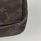 Louis Vuitton Pochette Accessoires Pouch Monogram Brown — view 3