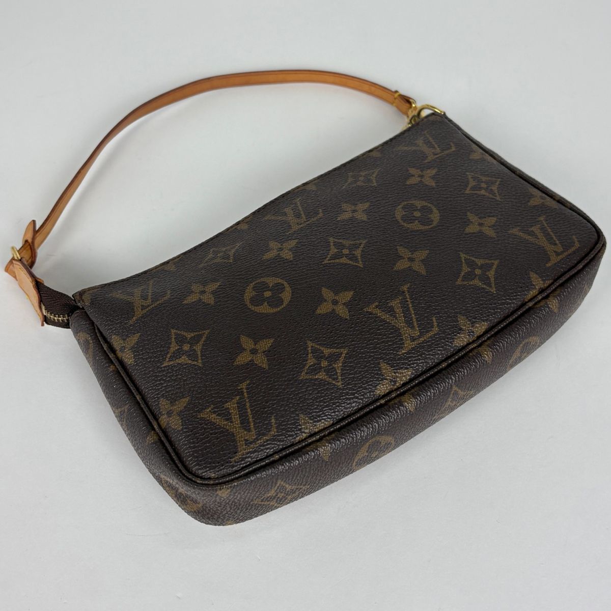 Louis Vuitton Pochette Accessoires Pouch Monogram Brown — view 2