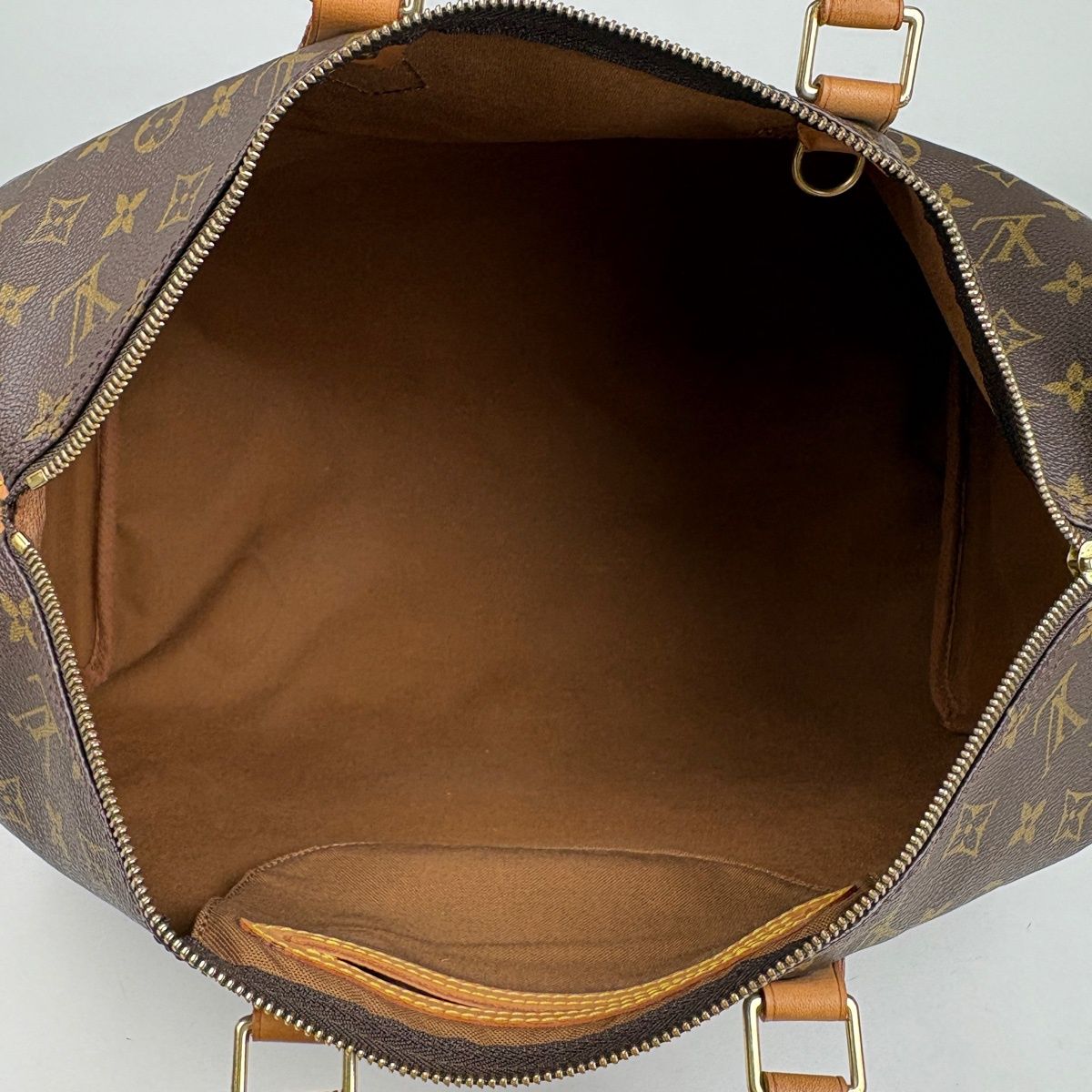 Louis Vuitton Speedy 40 Handbag Monogram Brown — view 8