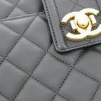 Chanel Shoulder Bag Black — view 4
