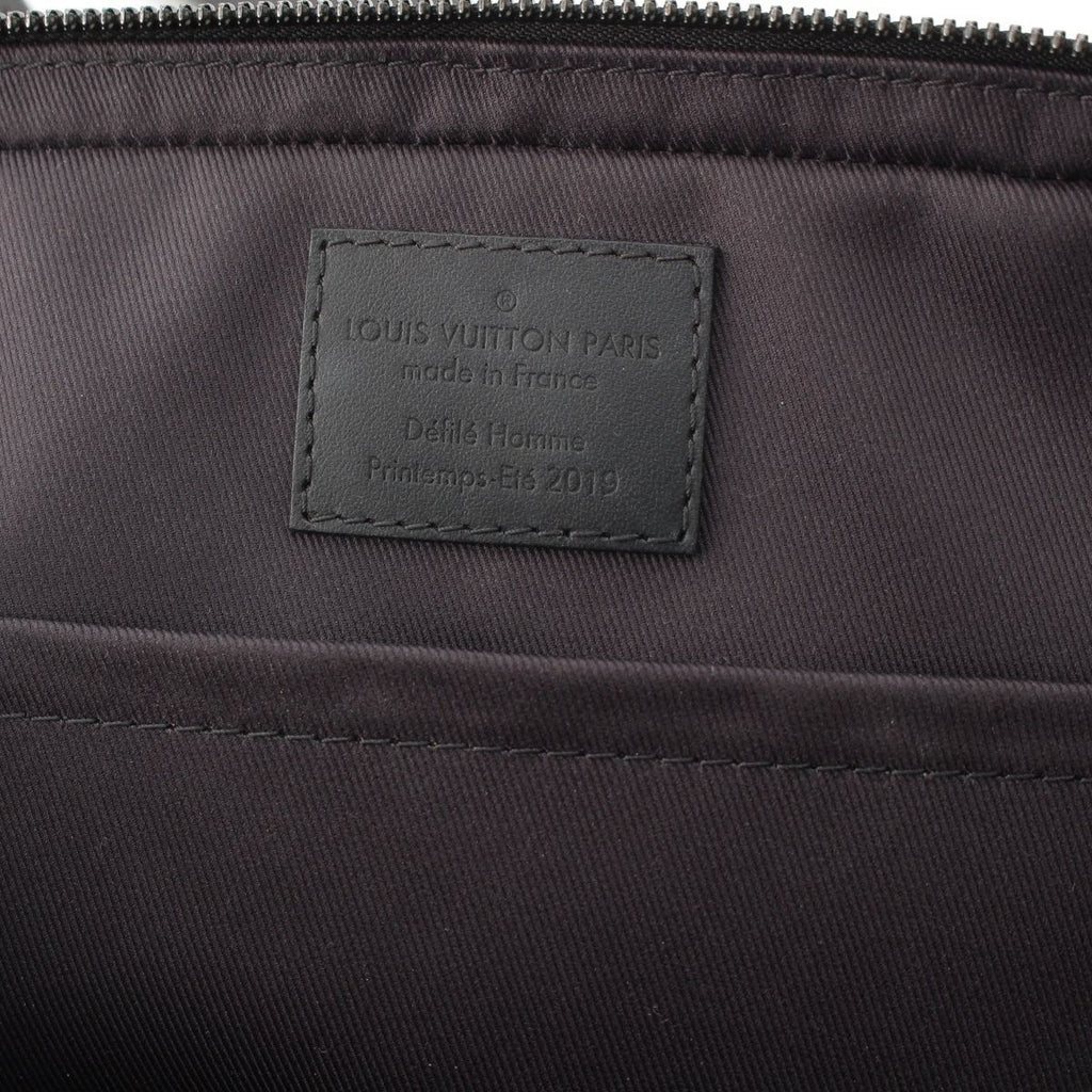 Louis Vuitton Leather Monogram Utility Front Handbag Black — view 8