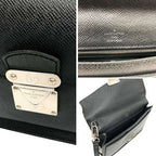 Louis Vuitton Taiga Belaia Second Handbag Clutch Ardoise Black — view 3