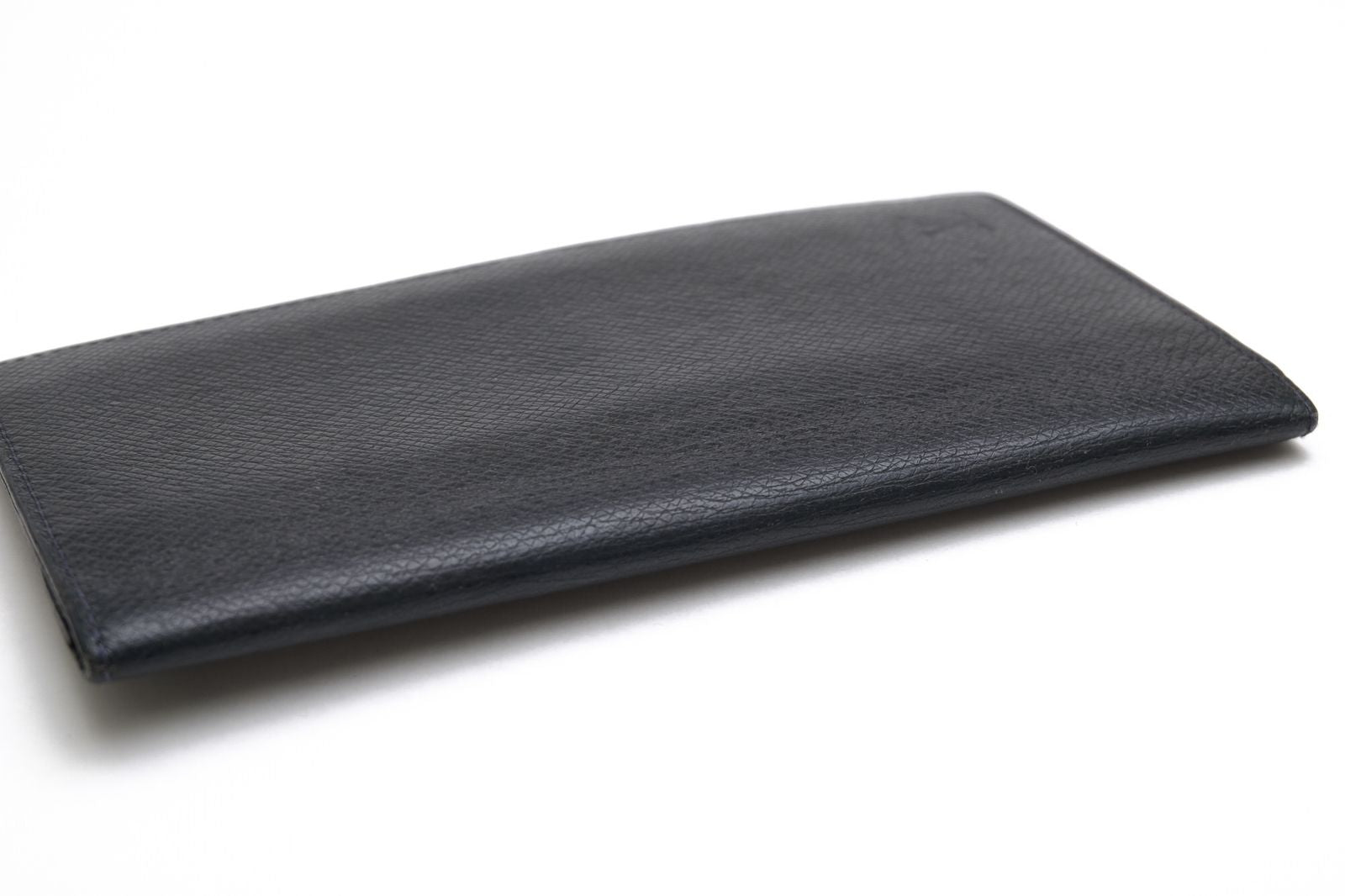 Louis Vuitton Wallet Leather Black Taiga Portefeuille Long Billfold No Coin — view 3