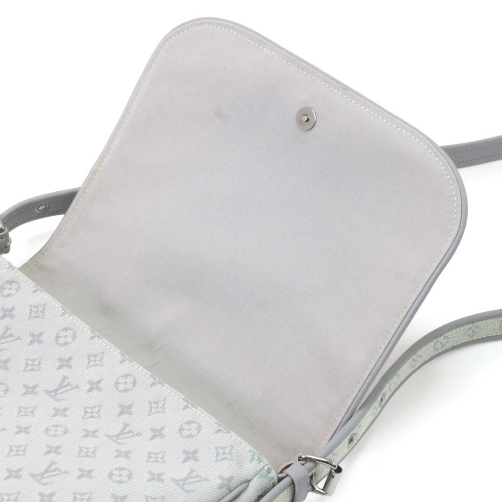 Louis Vuitton Shoulder Bag Monogram Mini Conte de Fee Musette Light Gray — view 7
