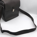 Louis Vuitton Taiga Shoulder Bag — view 8