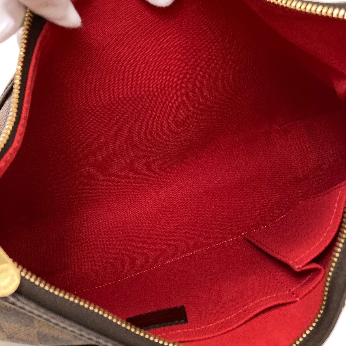 Louis Vuitton Thames GM Shoulder Bag Damier Canvas — view 5