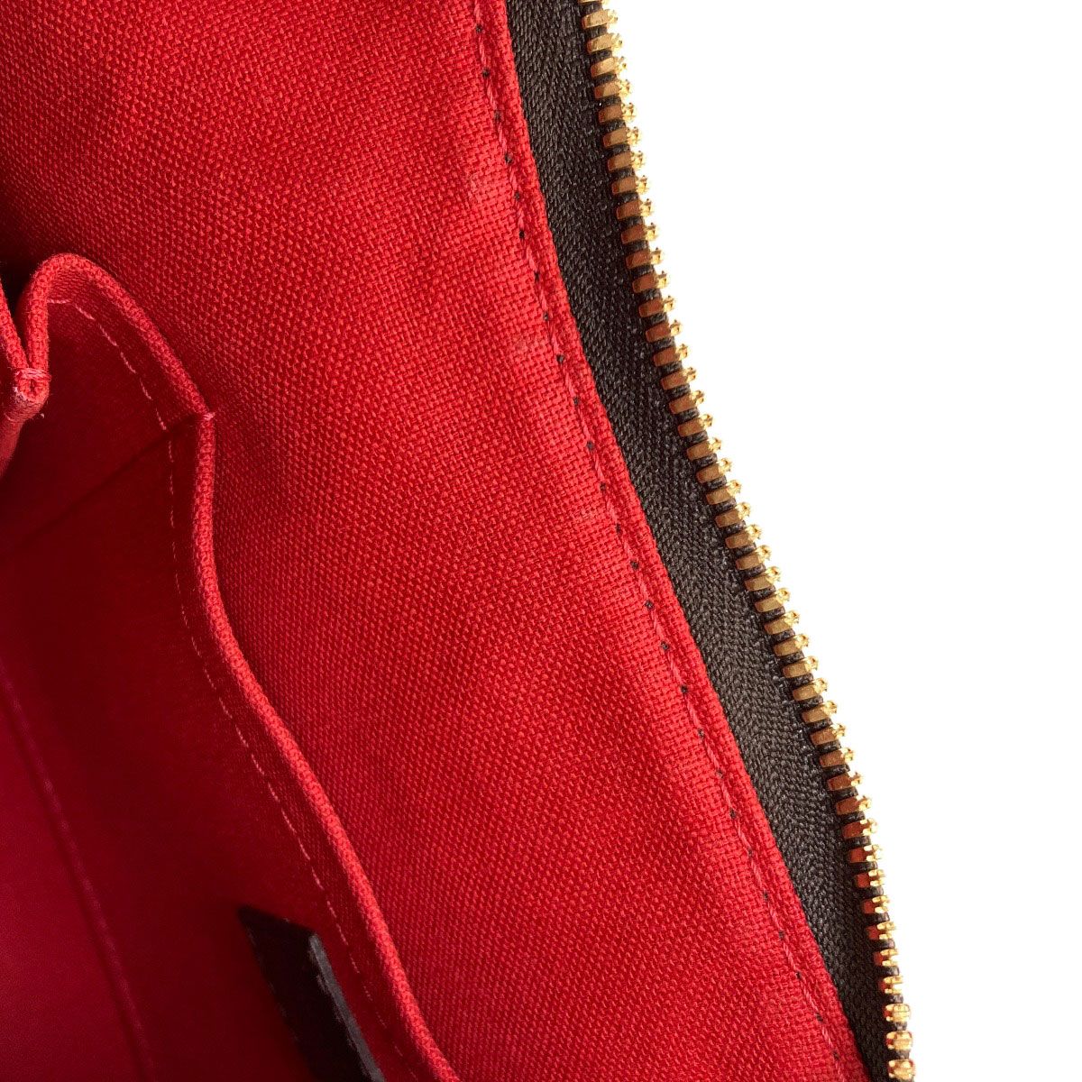 Louis Vuitton Thames GM Shoulder Bag Damier Canvas — view 8