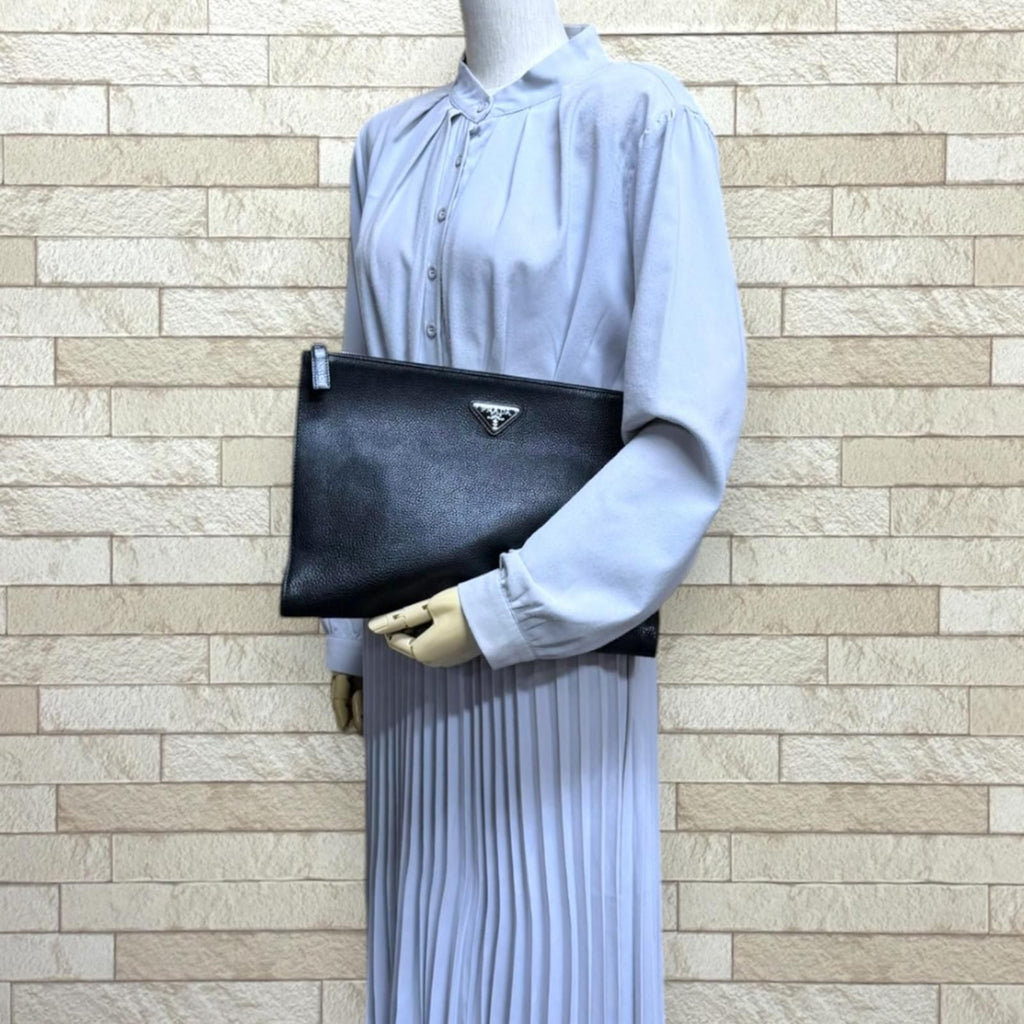 Prada Clutch Leather Black — view 2