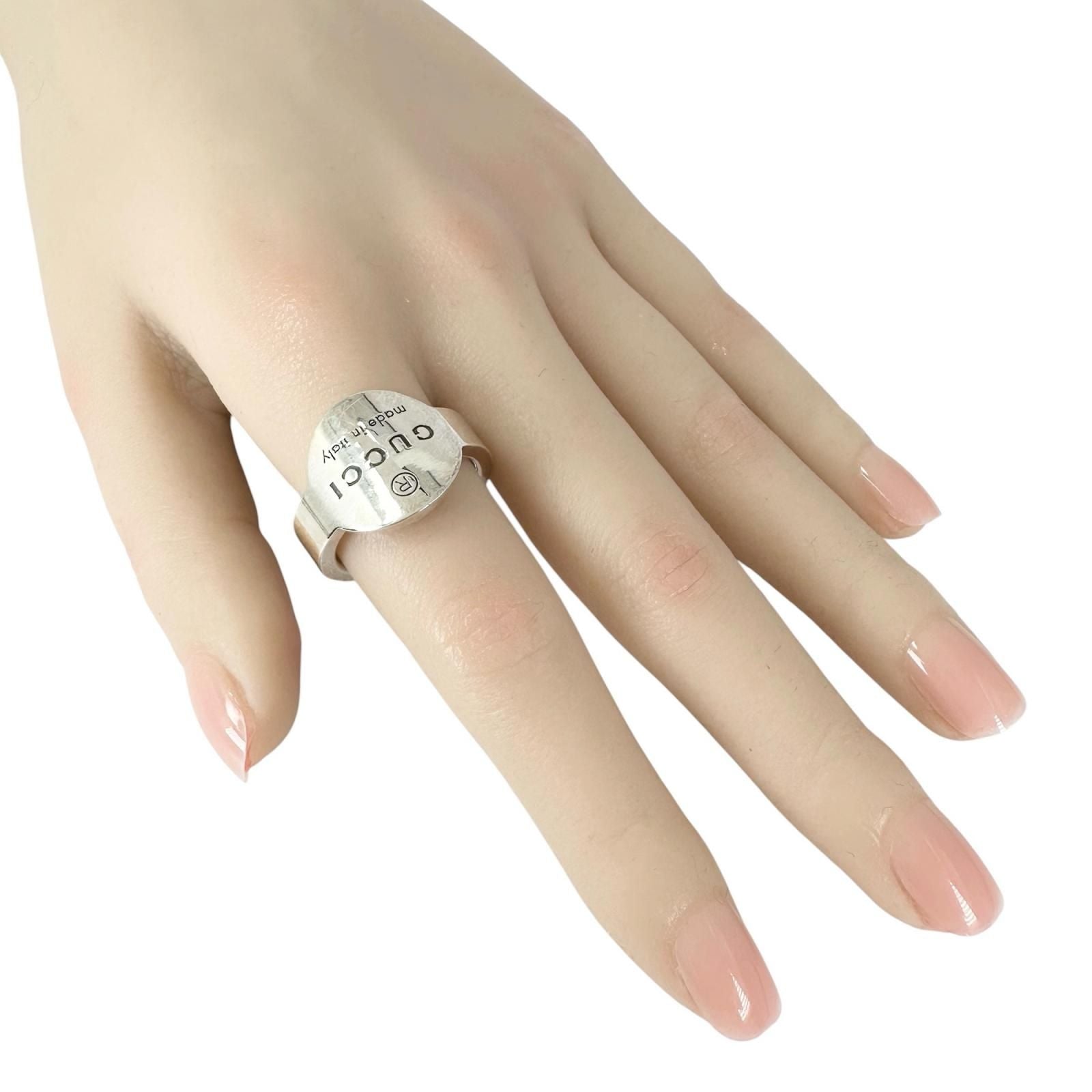 Gucci Trademark Oval Logo Silver Ring — view 7