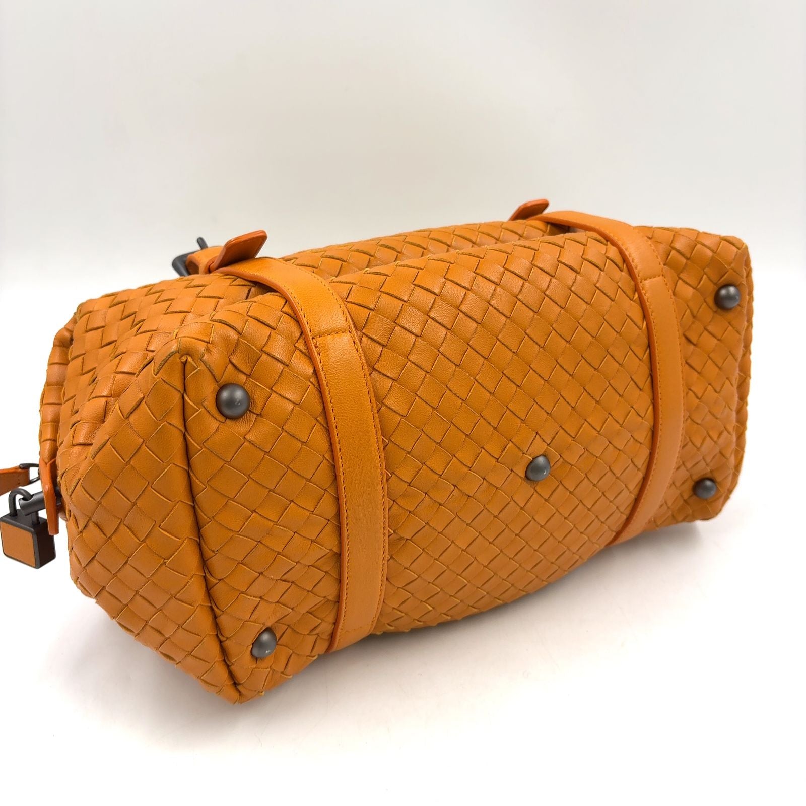 Bottega Veneta Intrecciato Montaigne Lambskin Orange Mini Boston Bag Gold — view 8