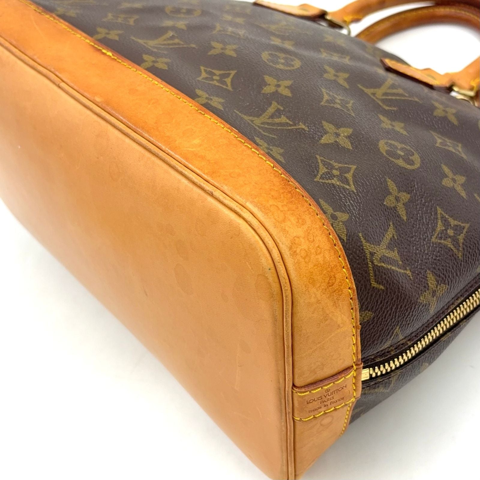 Louis Vuitton Alma PM Monogram Leather Brown Light Handbag Gold — view 8