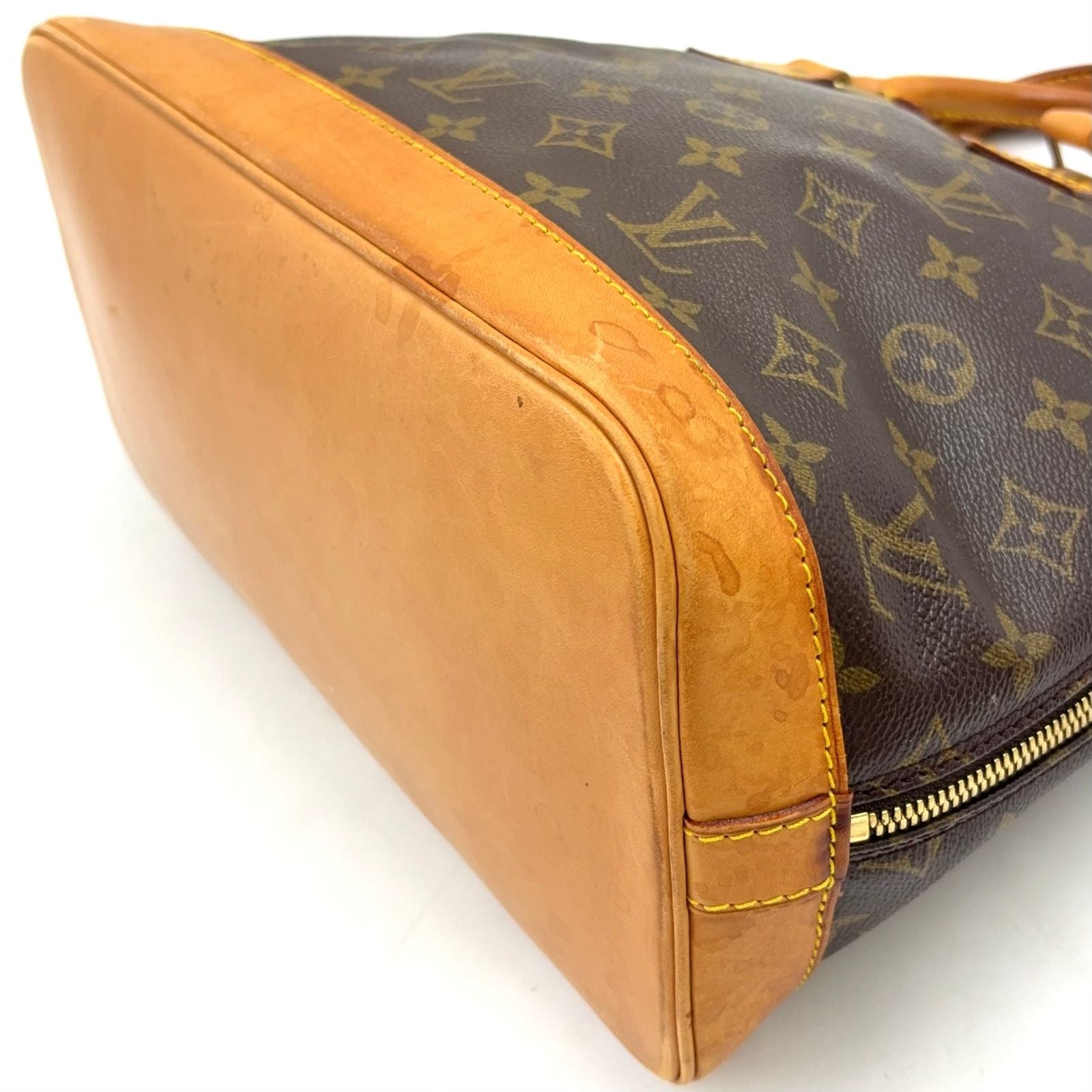 Louis Vuitton Alma PM Monogram Leather Brown Light Handbag Gold — view 6