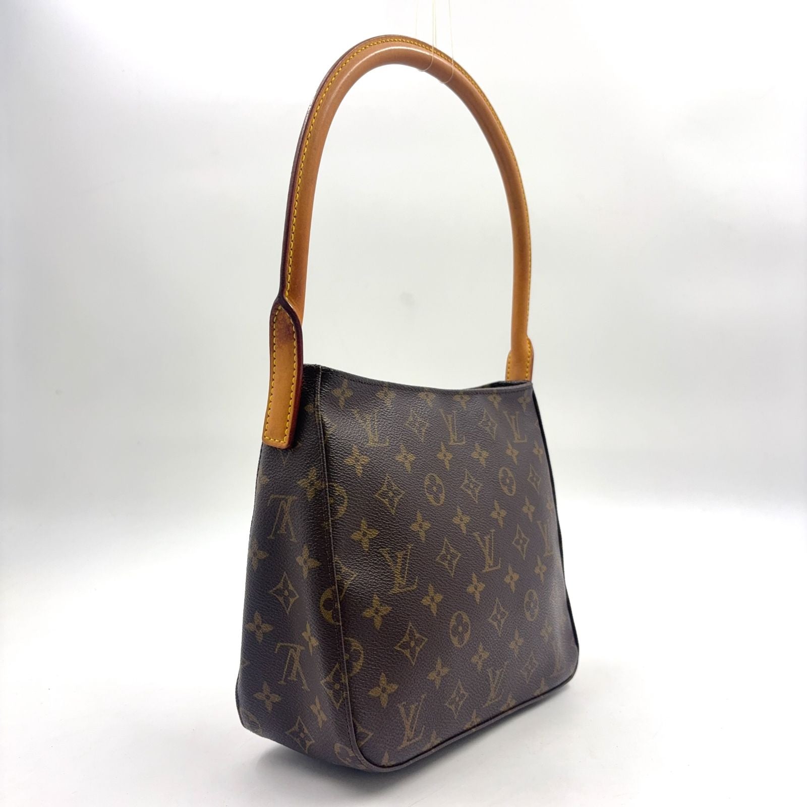 Louis Vuitton Looping MM Monogram Leather Brown Light Handbag Gold — view 2