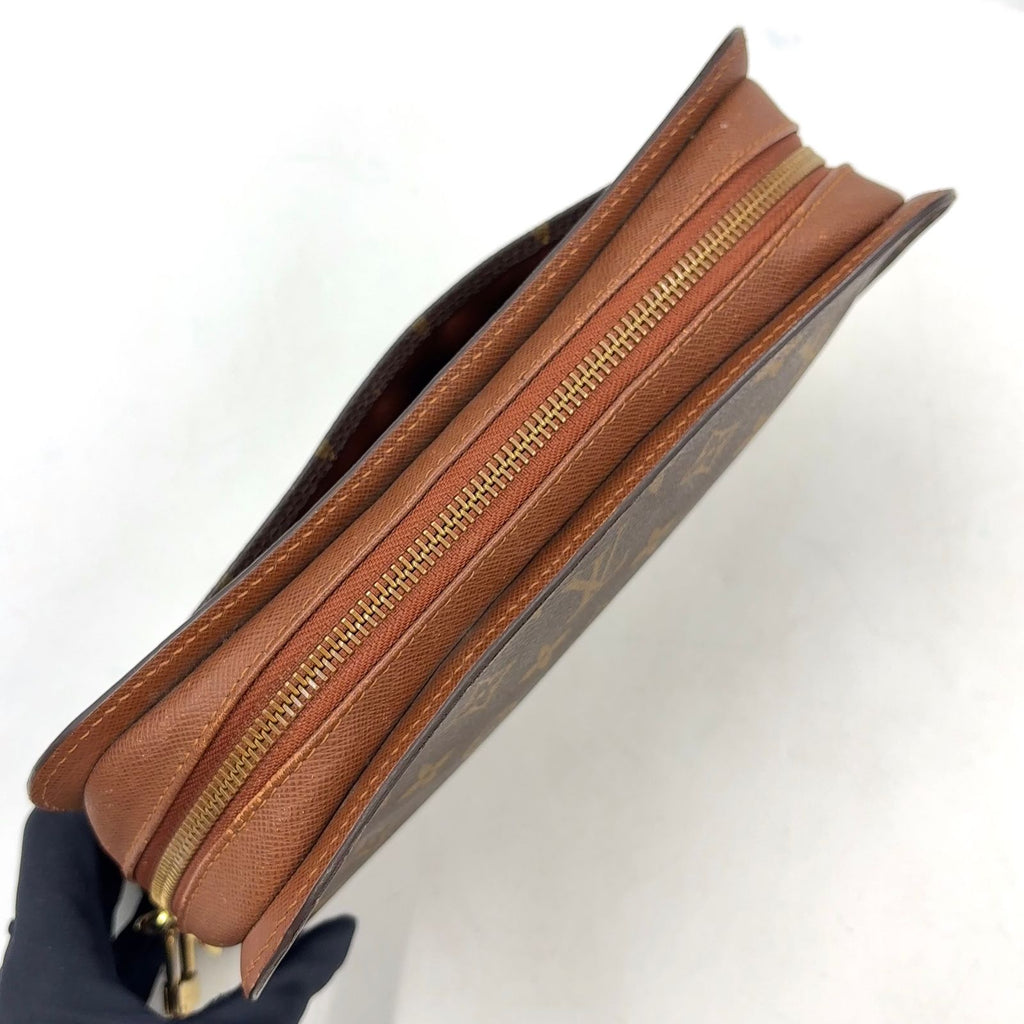Louis Vuitton Orsay Monogram Leather Brown Light Clutch Gold — view 6