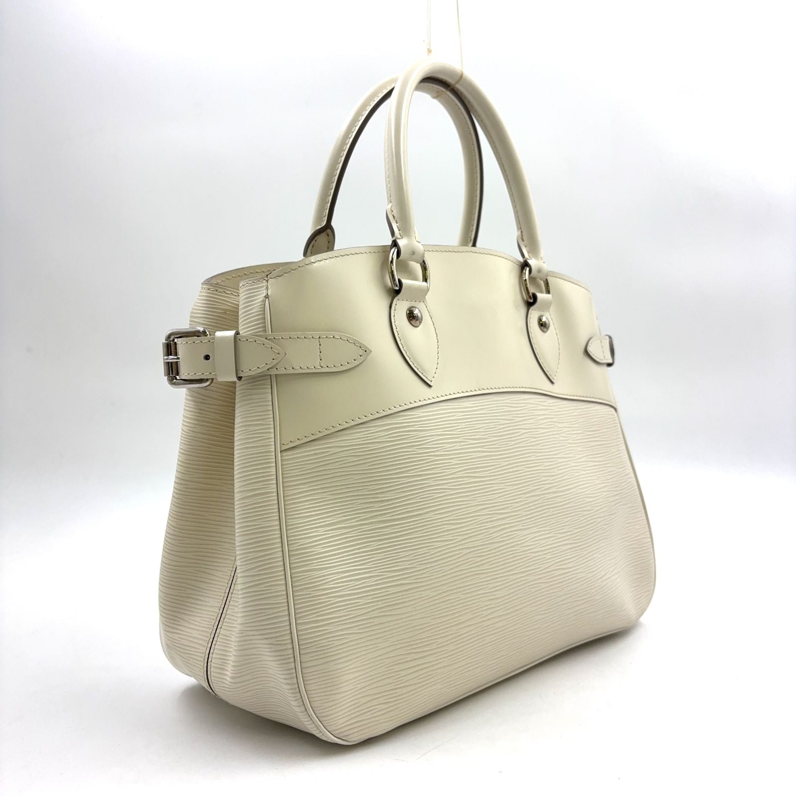 Louis Vuitton Passy PM Epi Ivoire Leather White Handbag Silver — view 2