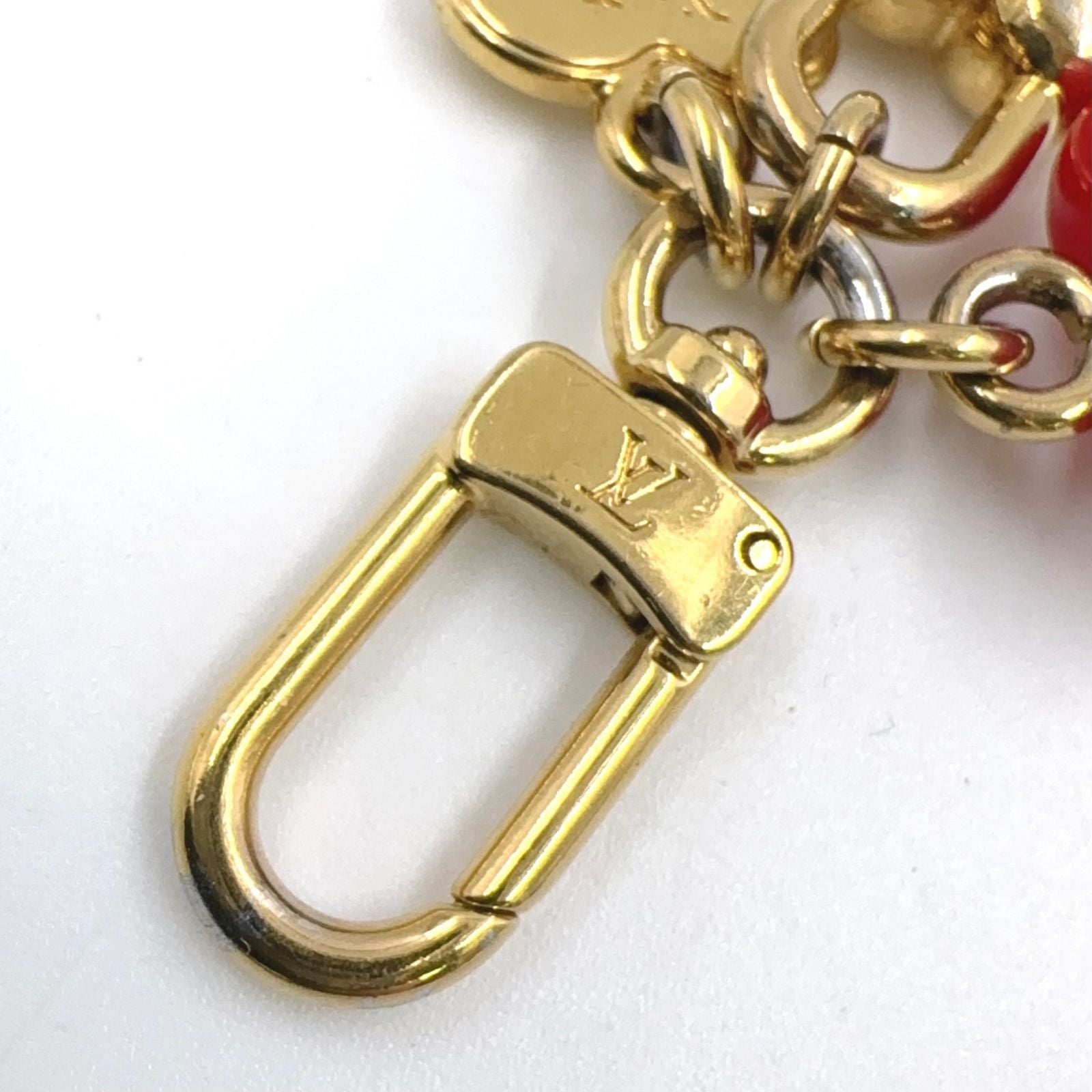 Louis Vuitton LV Heart Gold Plated Red Micro Charm Keychain — view 4