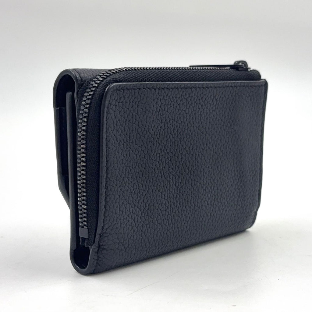 Louis Vuitton Portefeuille Pilot Aerogram Leather Black Trifold Wallet — view 2