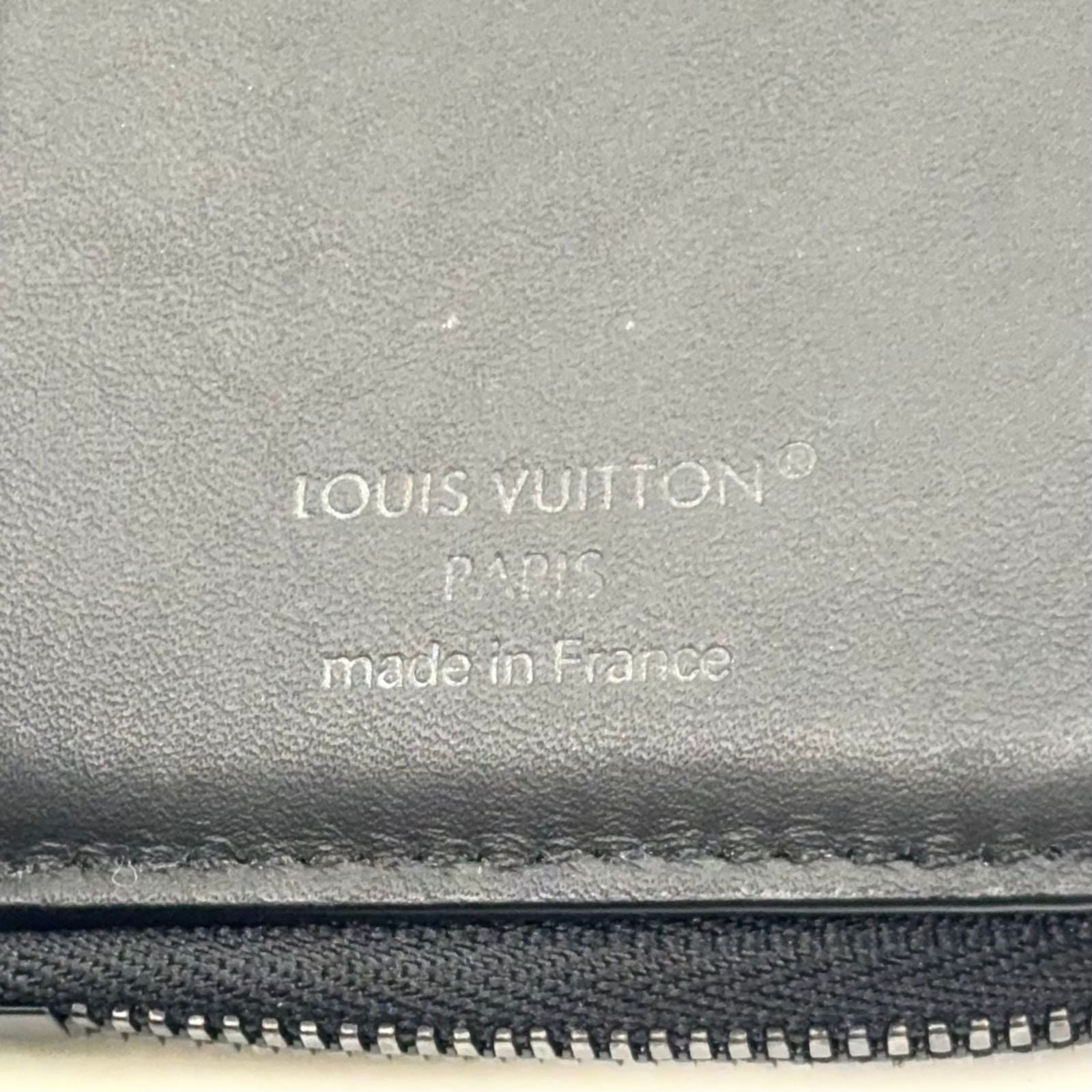 Louis Vuitton Portefeuille Pilot Aerogram Leather Black Trifold Wallet — view 4
