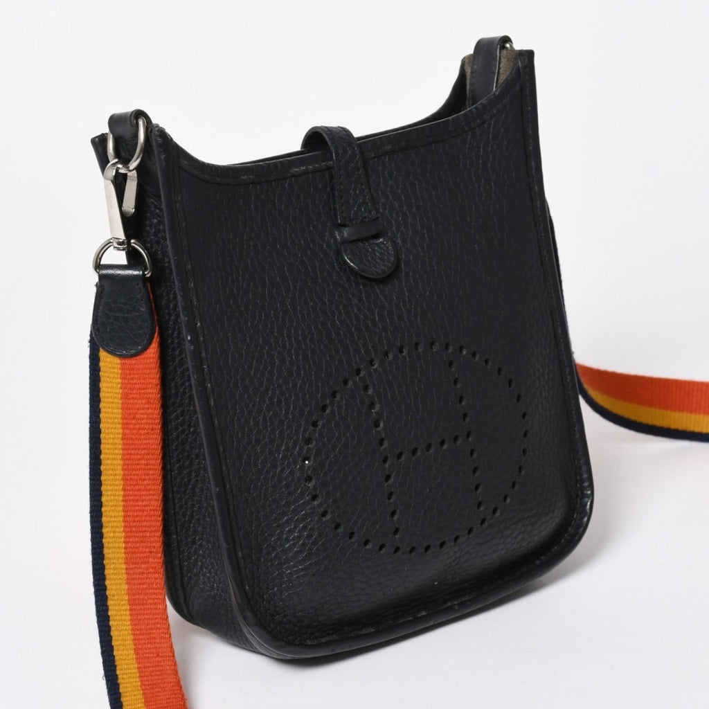 Hermes Evelyne TPM Shoulder Bag Taurillon Clemence Black Silver — view 3