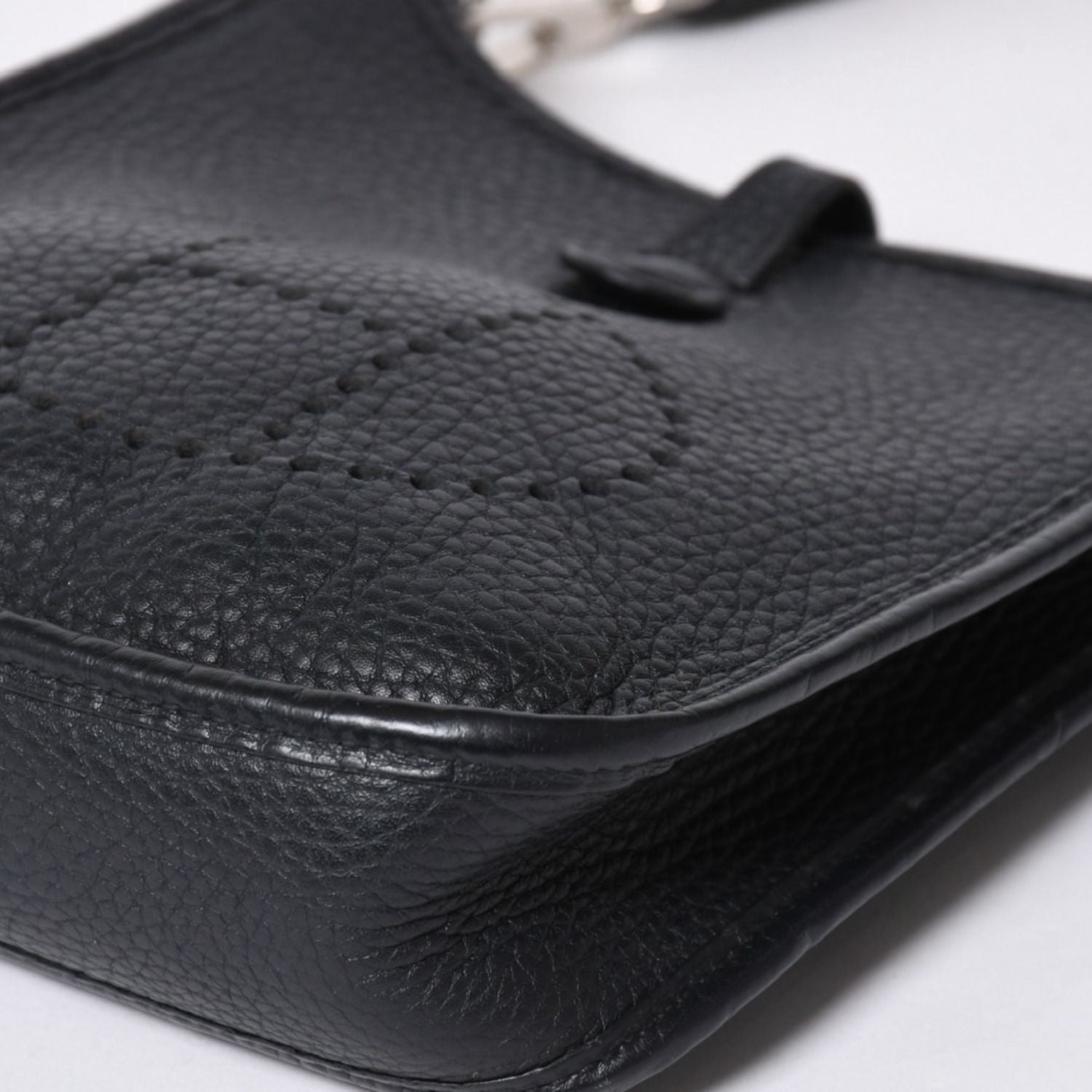 Hermes Evelyne TPM Shoulder Bag Taurillon Clemence Black Silver — view 5
