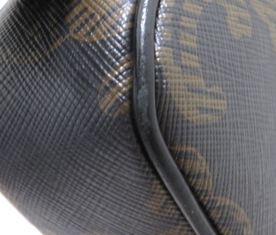 Celine Triomphe Medium Messenger Shoulder Bag — view 7