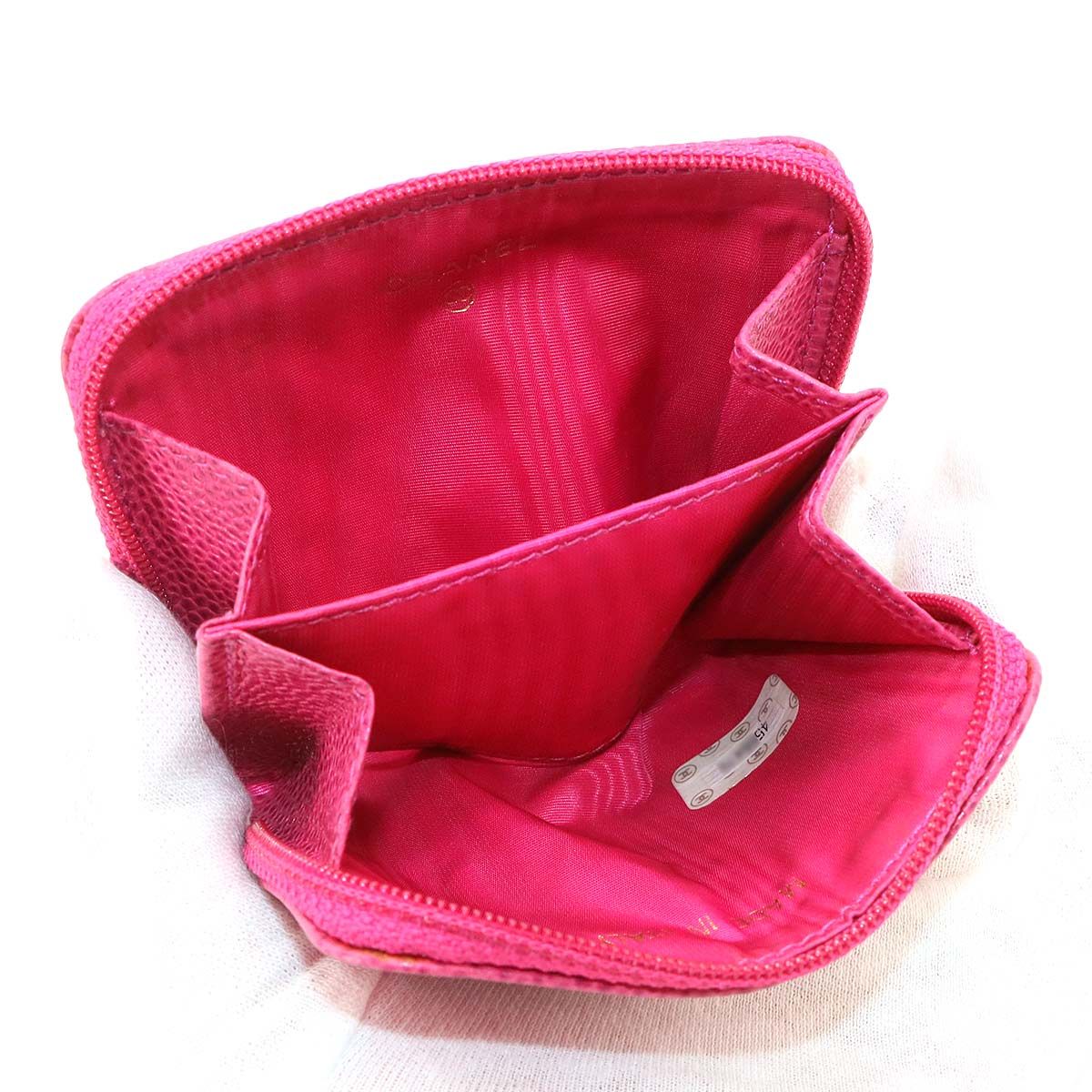 Chanel Caviar Leather Coin Purse Pink CC Logo Gold — view 6