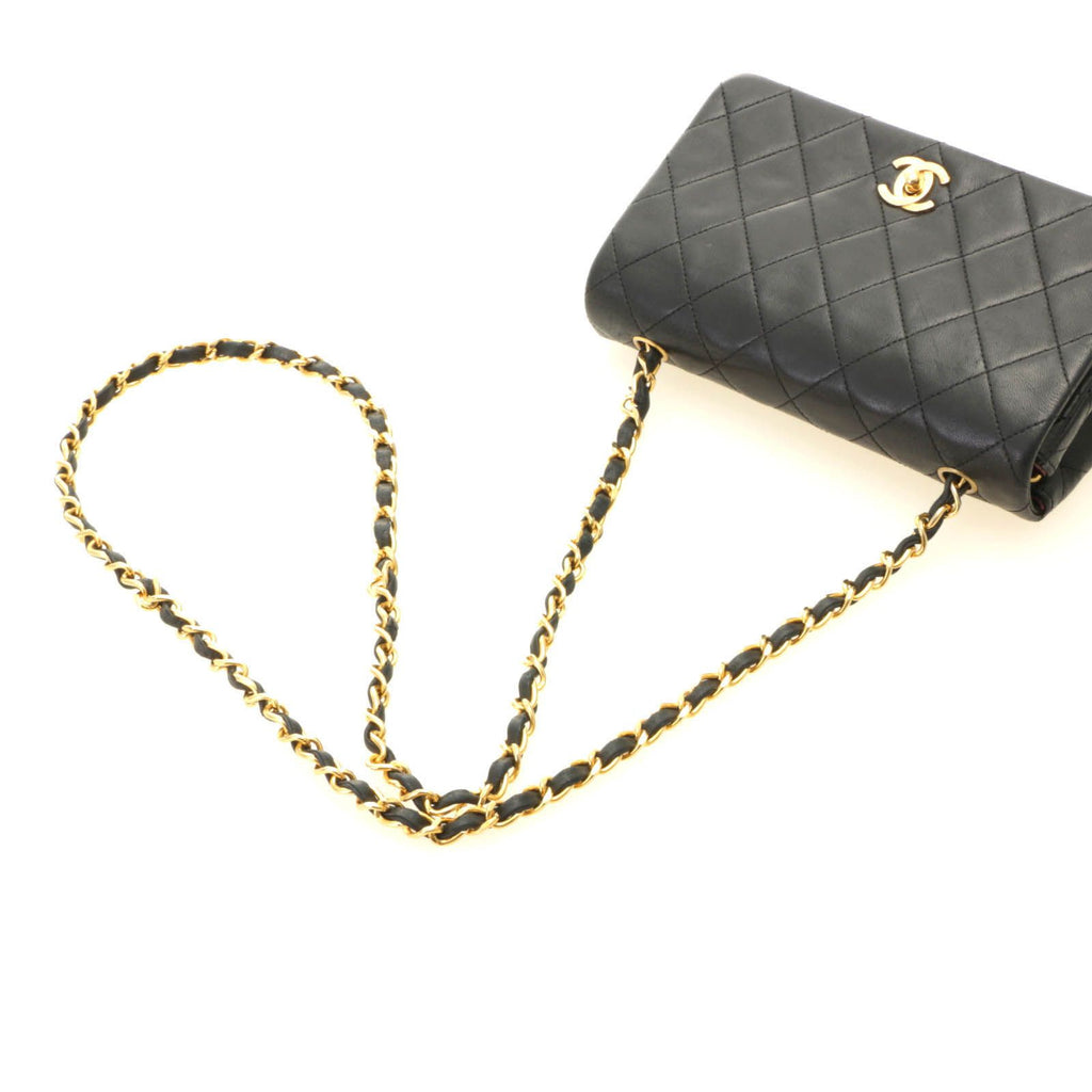 Chanel Mini Quilted 19 Turnlock Full Flap Chain Shoulder Black Bag Lambskin — view 4