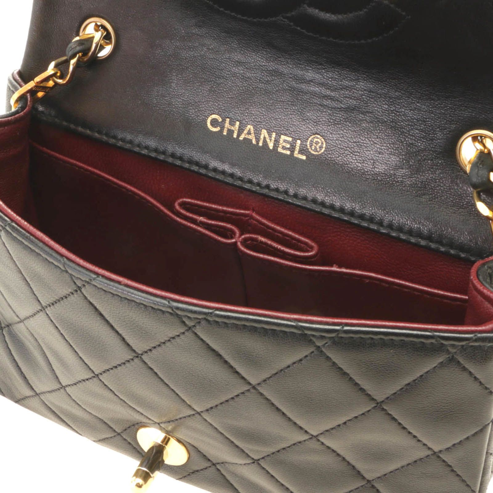 Chanel Mini Quilted 19 Turnlock Full Flap Chain Shoulder Black Bag Lambskin — view 7