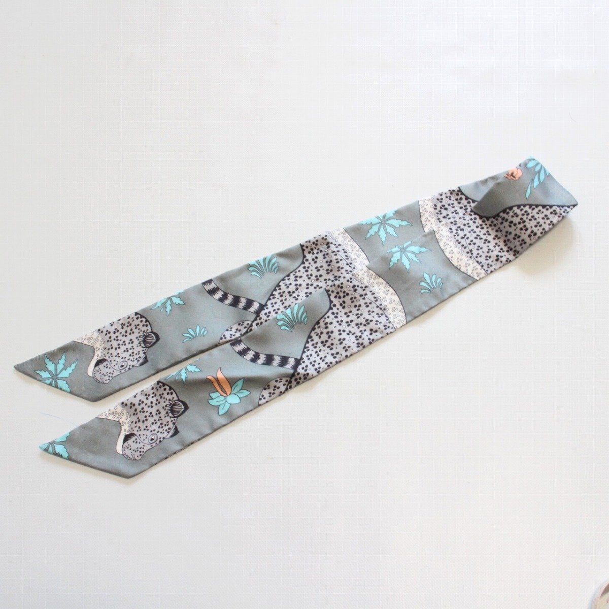 Hermes Twilly Leopard Silk 100% Blue Gray Scarf — view 2