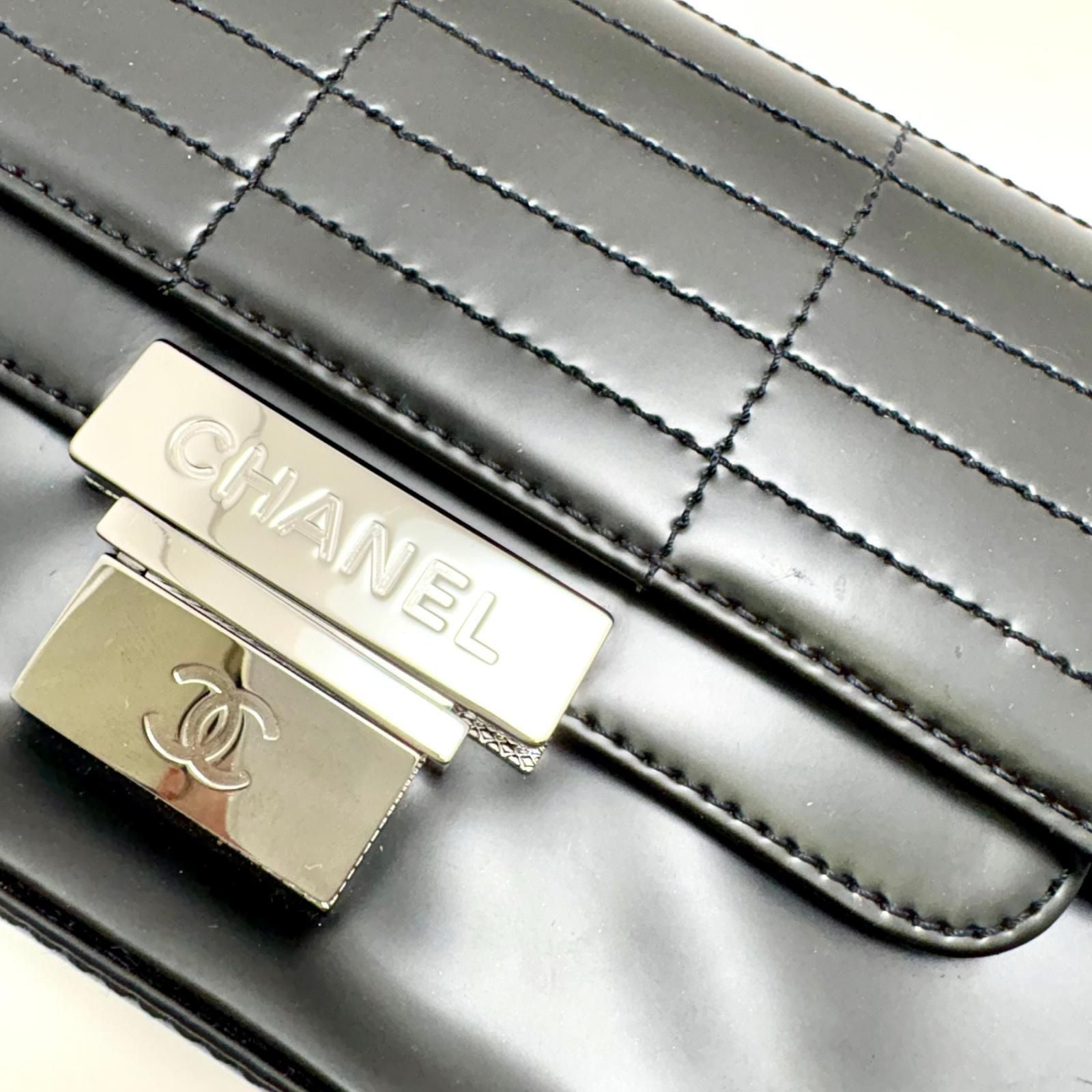 Chanel Choco Bar Chain Shoulder Black Silver Calfskin Bag — view 7