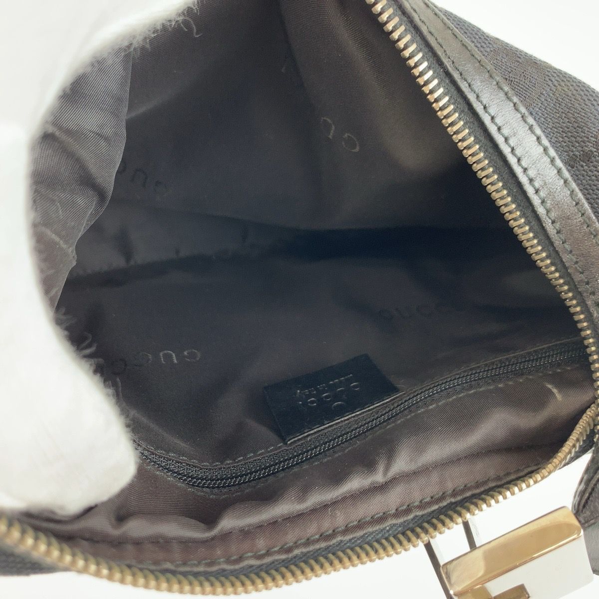 Gucci Black Silver GG Canvas Leather Shoulder Bag — view 8
