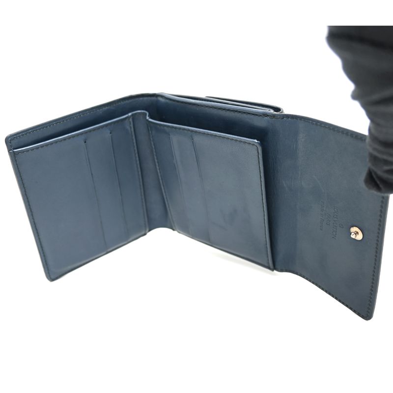 Louis Vuitton Bifold Wallet — view 5