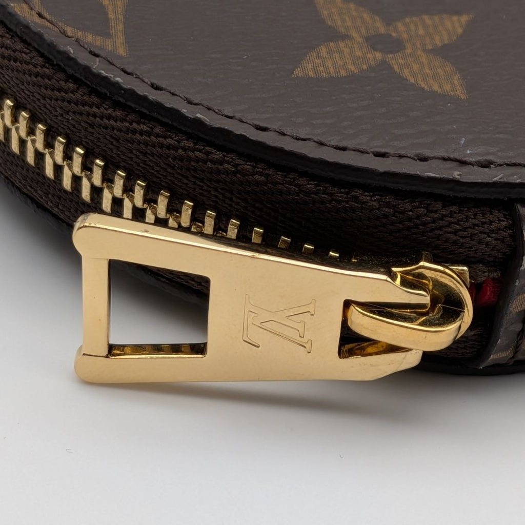 Louis Vuitton Monogram On The Go Pouch Coin Purse — view 4
