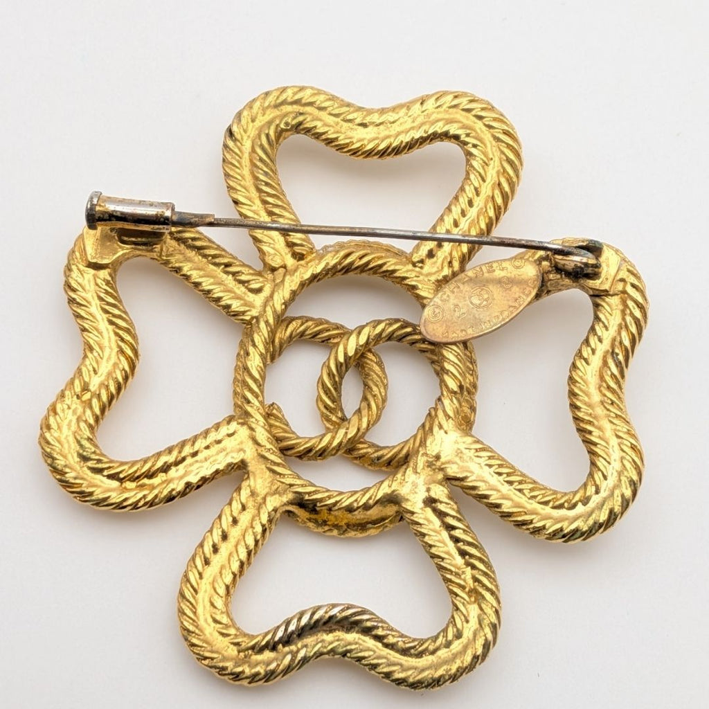 Chanel Brooch CC Logo Twisted Rope Sheer Clover Gold 28 Vintage — view 5