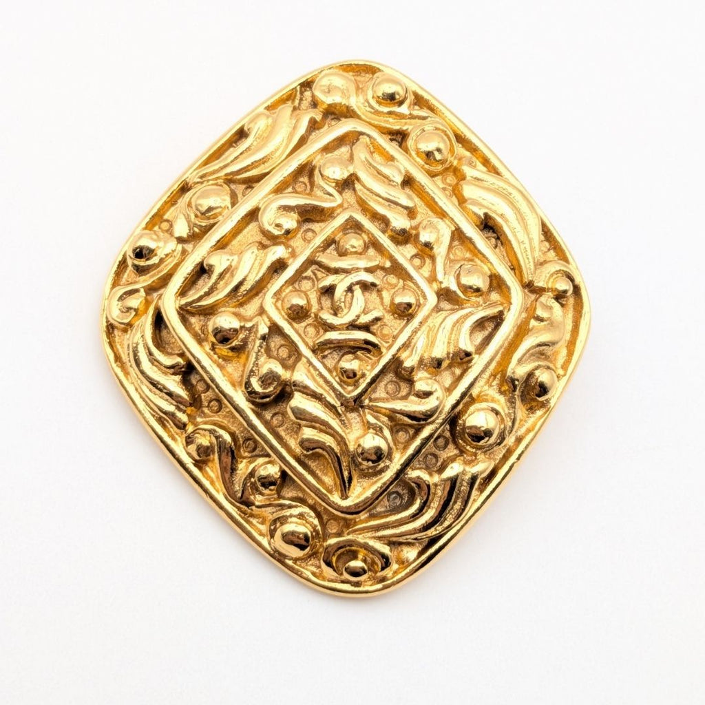 Chanel Brooch CC Logo Gold Diamond Arabesque First Era Vintage