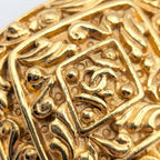 Chanel Brooch CC Logo Gold Diamond Arabesque First Era Vintage — view 3